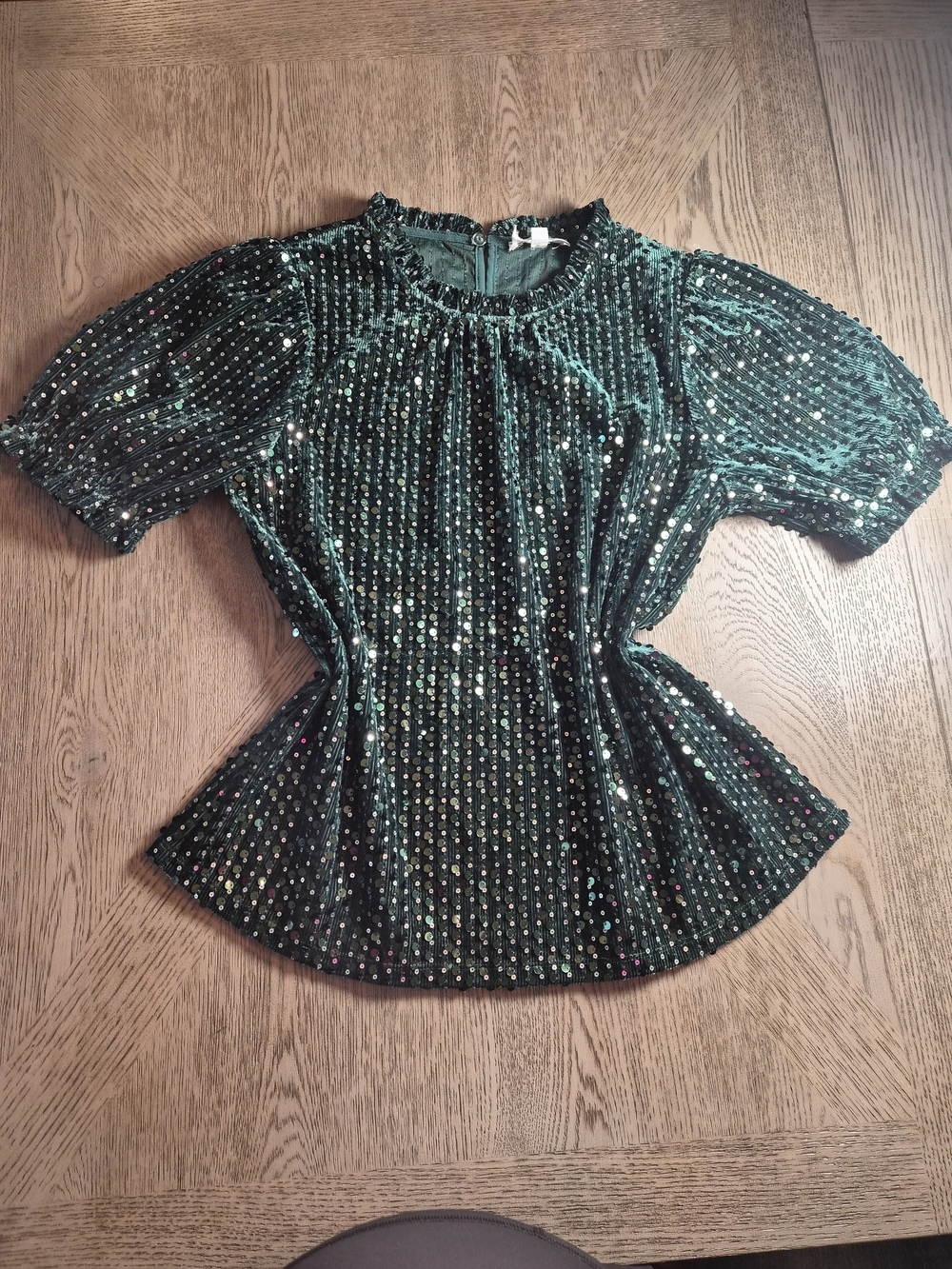 THML Emerald Velvet Sequin Puff-Sleeve Top
